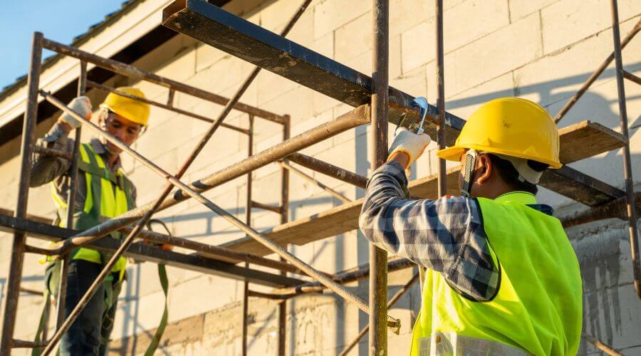 Professional fairlawn roofing services in Alden, KS